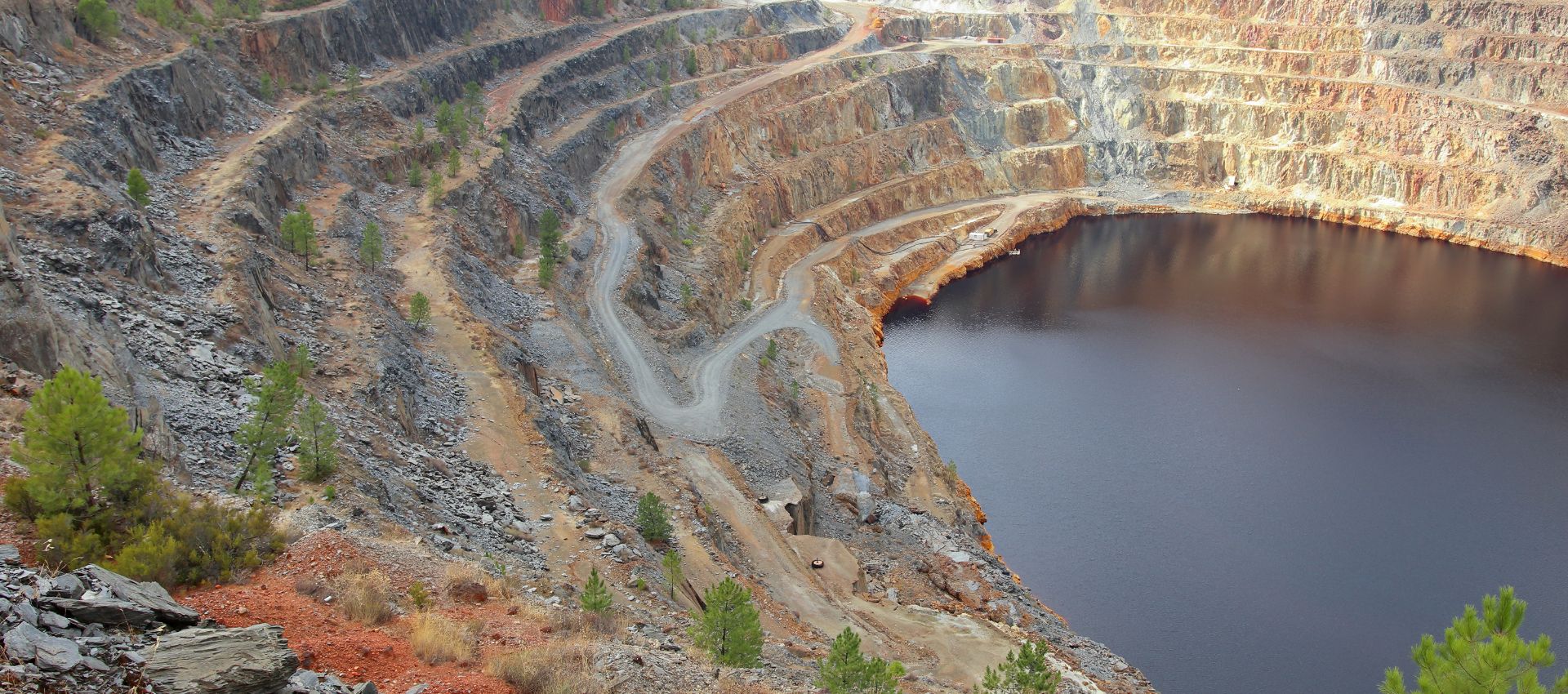 Mina-La-Arena-Minera-Peruana-Quienes-Somos-La-Arena-Oxido